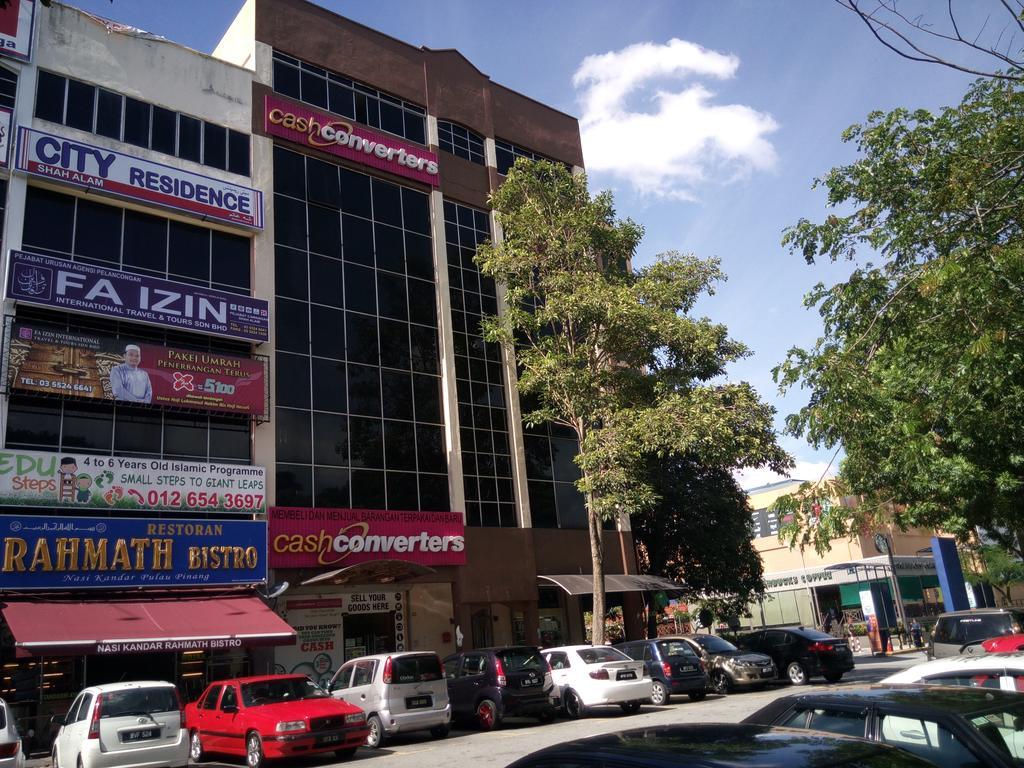 City Residence Shah Alam Hotel Bagian luar foto