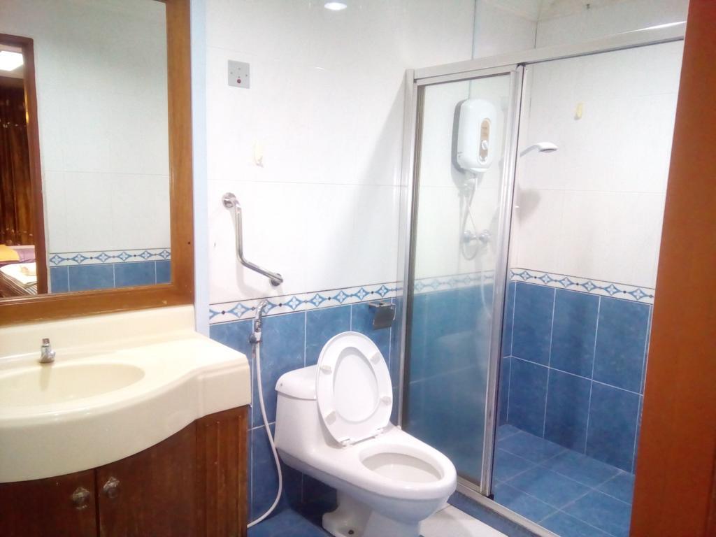 City Residence Shah Alam Hotel Bagian luar foto